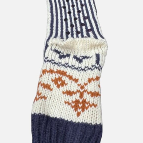 Cozy Knit Nordic Snowflake Pattern Christmas Cream, Navy & Rust Slipper Socks - Picture 4 of 6
